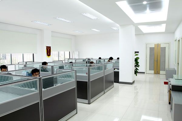 PRODEKSPO PLUS LLC